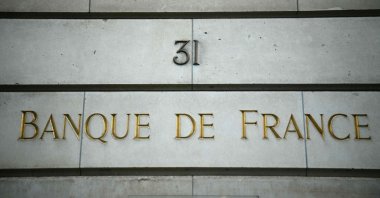 "Banque de France" is written on the facade of the Bank of France headquarters, Paris, France, Dec. 6, 2022. (AFP Photo)