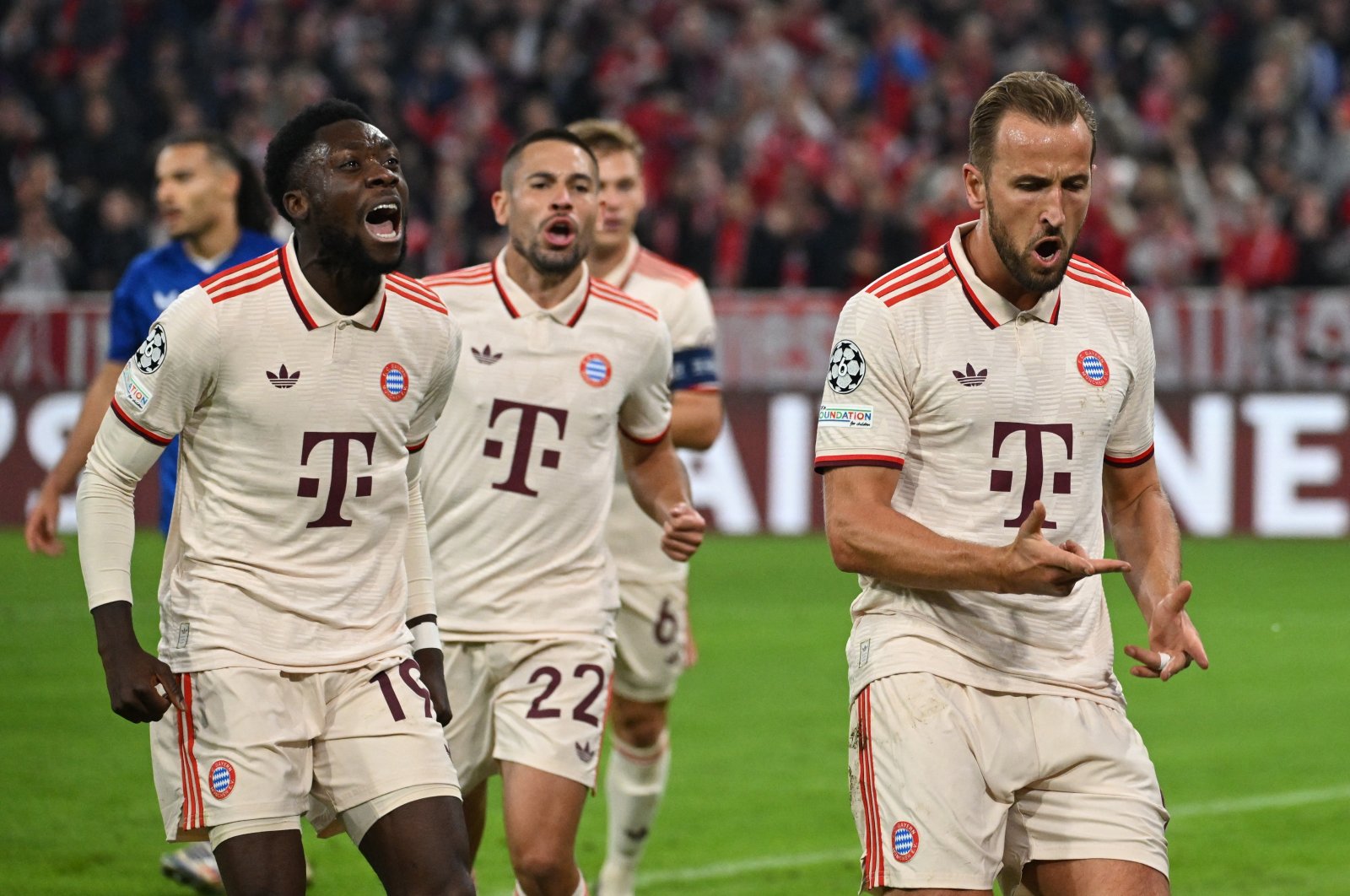 Bayern Munich&#039;s Harry Kane celebrates scoring against Dinamo Zagreb in a Champions League match in Munich, Germany, Sept. 17, 2024. (Reuters Photo)