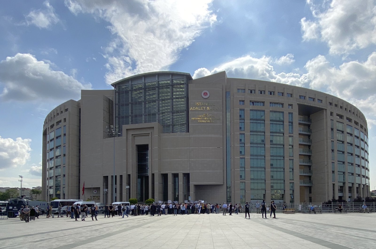 The exterior of the city&#039;s main courthouse on the European side, Istanbul, Türkiye, June 24, 2020. (AP Photo)