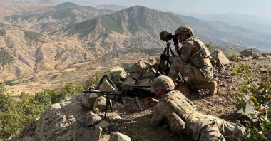 Soldiers are seen during Operation Eren Blockade Autumn Winter-2 Martyr Gendarmerie Specialist Sergeant Ali Şirin in rural Diyarbakır, southeastern Türkiye, Oct. 9, 2022. (AA)
