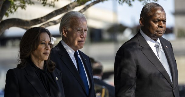 U.S. Vice President and Democratic presidential nominee Kamala Harris, U.S. President Joe Biden, and Secretary of Defense Lloyd Austin participate in a wreath-laying ceremony in observance of the 23rd anniversary of the 9/11 terror attack at the Pentagon in Arlington, Virginia, U.S., Sept. 11, 2024. (EPA Photo)