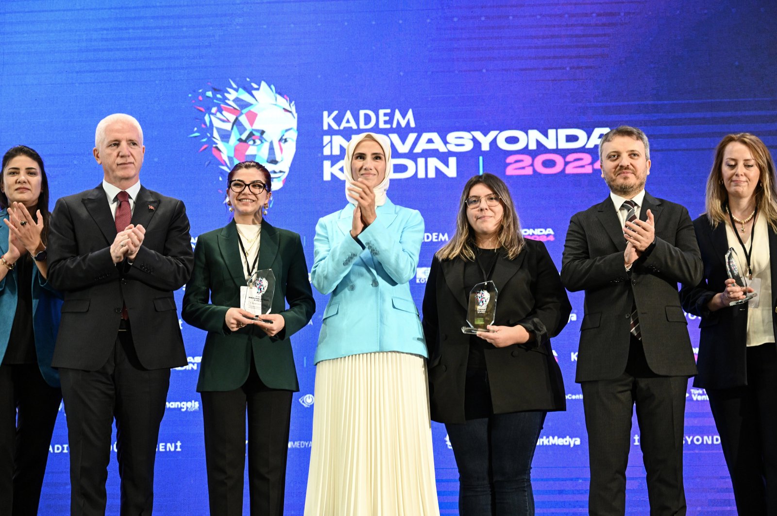 Zekeriya Coştu (2nd R), Istanbul Governor Davut Gül (2nd L) and Sümeyye Erdoğan Bayraktar (4th R) attend the award ceremony, Istanbul, Türkiye, Sept. 22, 2024. (AA Photo)