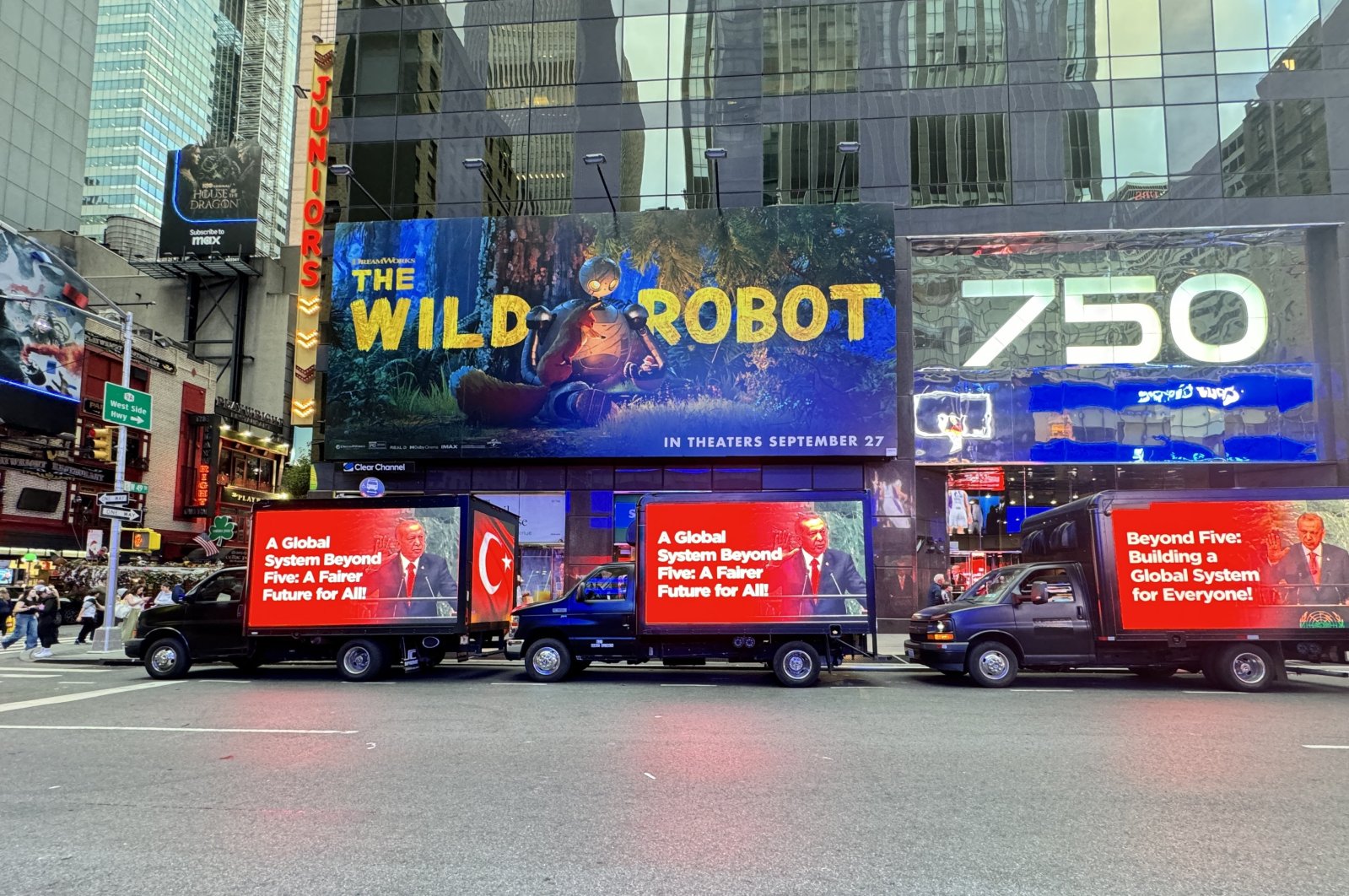 Digital screen trucks calling for U.N. reform are on the streets of New York, Sept. 23, 2024. (AA Photo)
