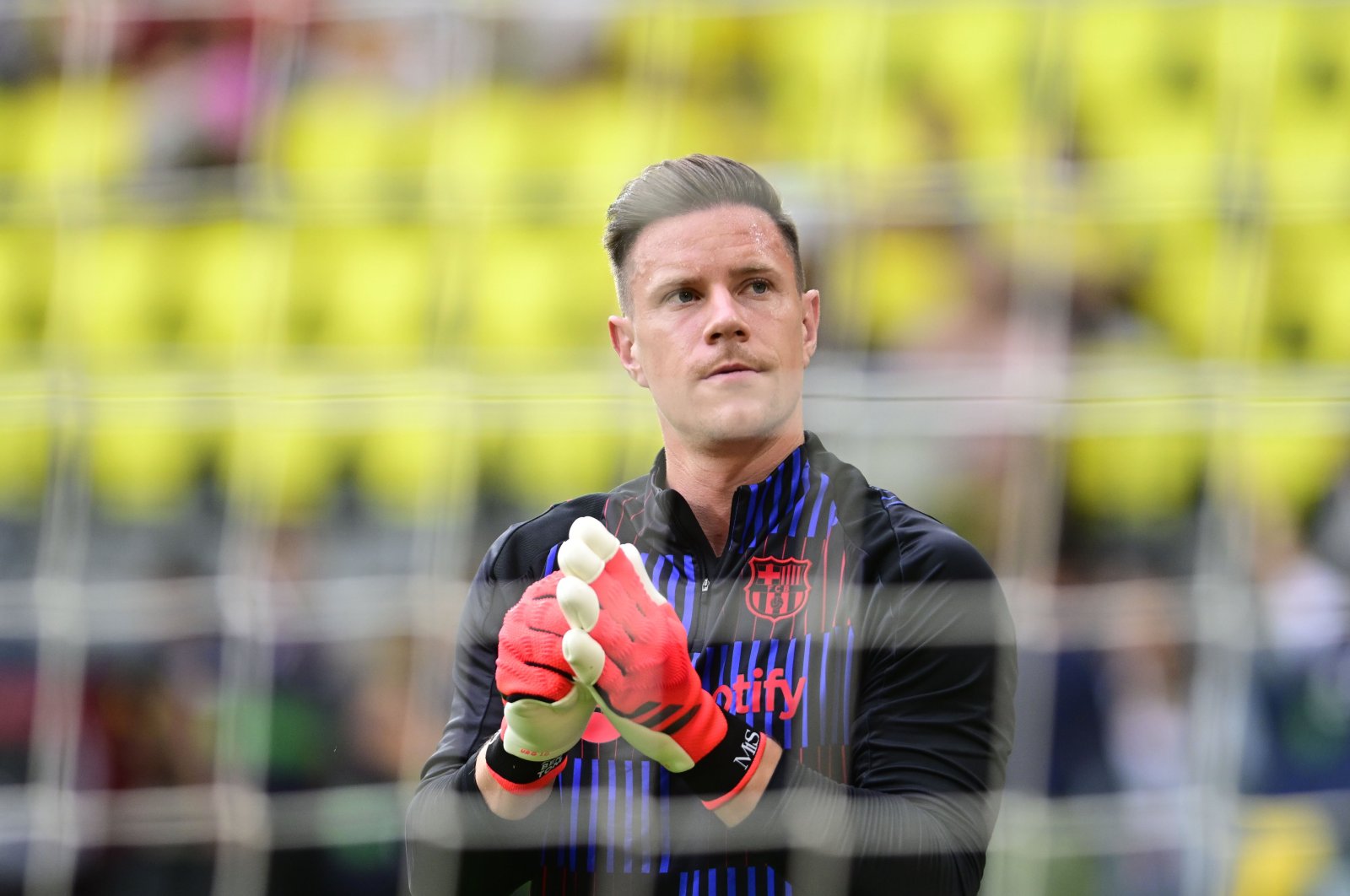 FC Barcelona&#039;s Marc-Andre ter Stegen warms up prior to the Spanish La Liga match between Villarreal and Barcelona, Villarreal, Spain, Sept. 22, 2024. (EPA Photo)