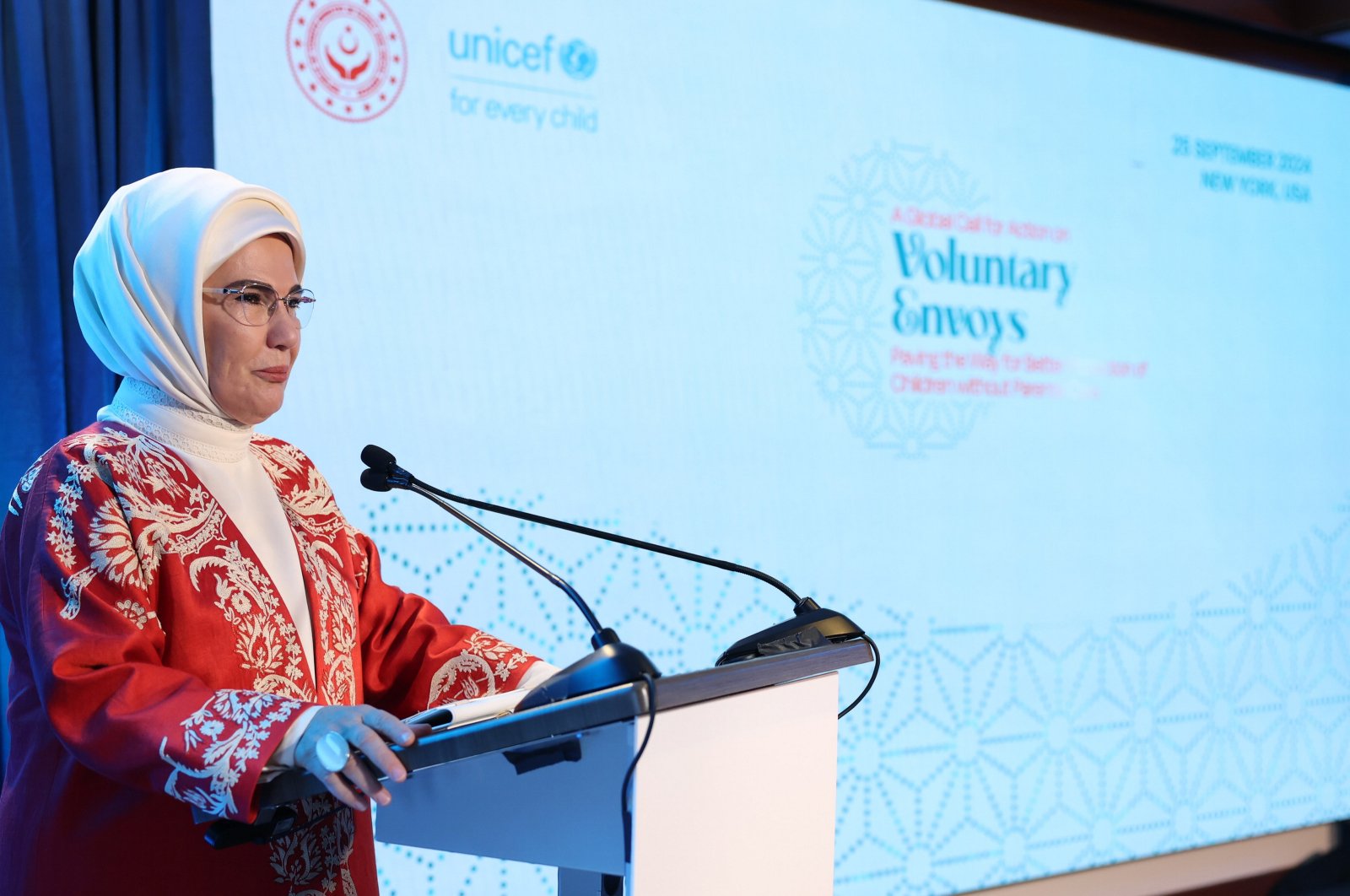 First lady Emine Erdoğan speaks at a UNICEF event, New York City, U.S., Sept. 26, 2024. (AA Photo)