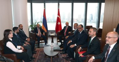 Turkish and Armenian delegations led by Armenian President Nikol Pashinyan and President Recep Tayyip Erdoğan attend a meeting in New York, United States, Sept. 24, 2024. (İHA Photo)