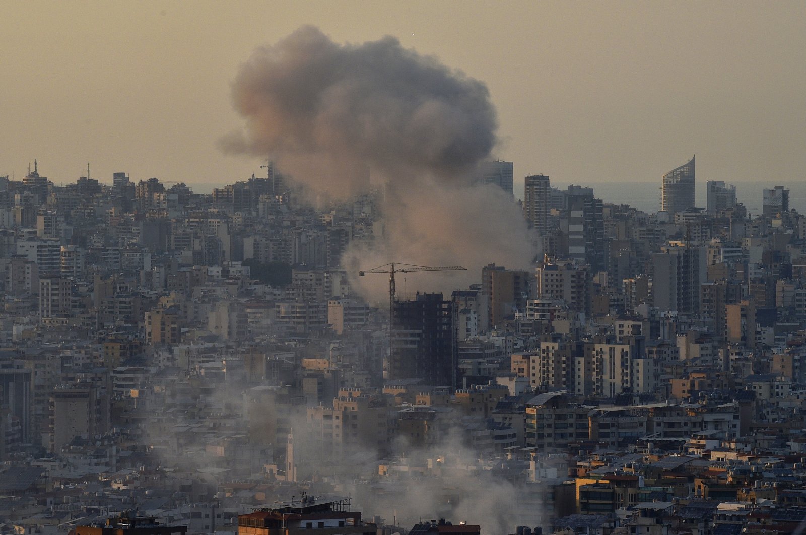 Smoke rises following Israeli airstrikes in the Chiyah area in the southern suburbs of Beirut, Lebanon, Sept. 28, 2024. (EPA Photo)