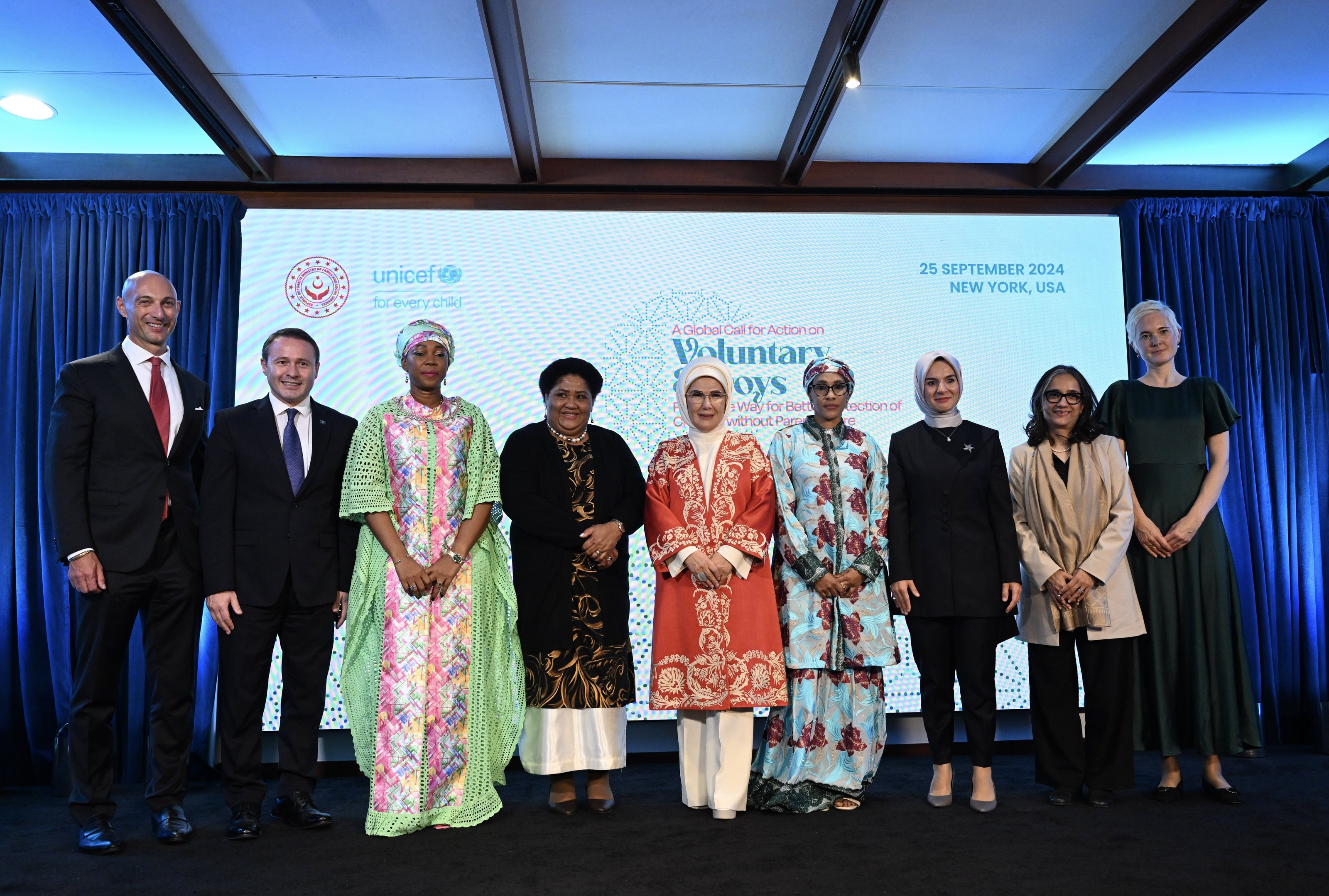 First lady Emine Erdoğan gives a speech at the UNICEF event in New York, U.S., Sept. 25, 2024. (AA Photo)