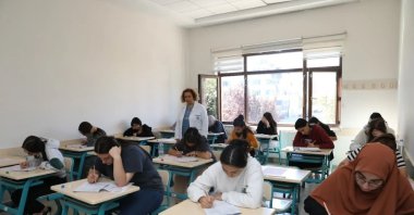 Students participate in the university exams (YKS) preparation course, Kayseri, Türkiye, Sept. 29, 2024. (IHA Photo)