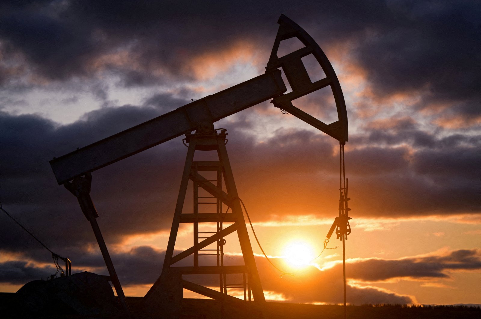 A view shows an oil pump jack outside Almetyevsk in the Republic of Tatarstan, Russia, June 4, 2023. (Reuters Photo)