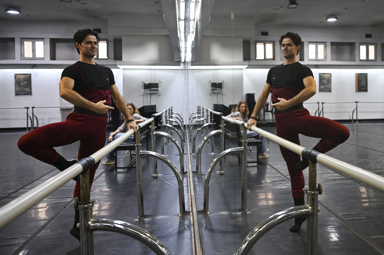 Turkish ballet dancer Ilhan Durgut practices in Ankara, Türkiye, Sept. 19, 2024. (AA Photo)