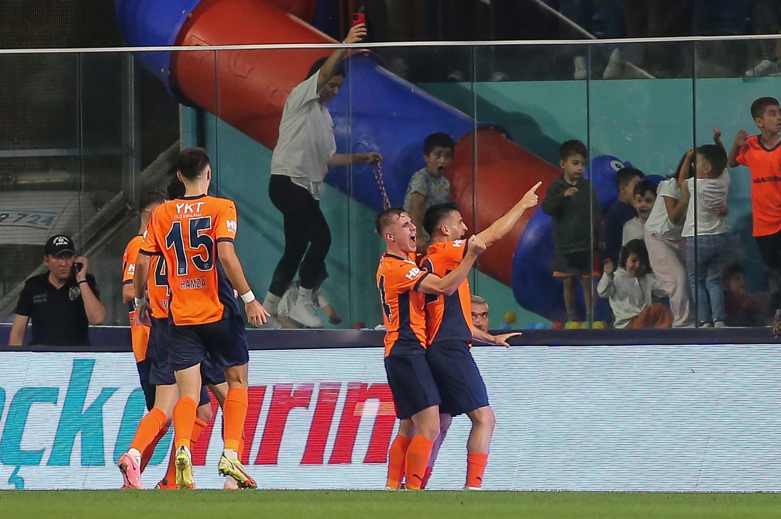 Başakşehir&#039;s Omer Ali (R) celebrates with his teammates after scoring his team&#039;s first goal during the UEFA Conference League match between Başakşehir and St. Patrick&#039;s Athletic at Fatih Terim Stadium, Istanbul, Türkiye, Aug. 28, 2024. (Getty Images Photo)