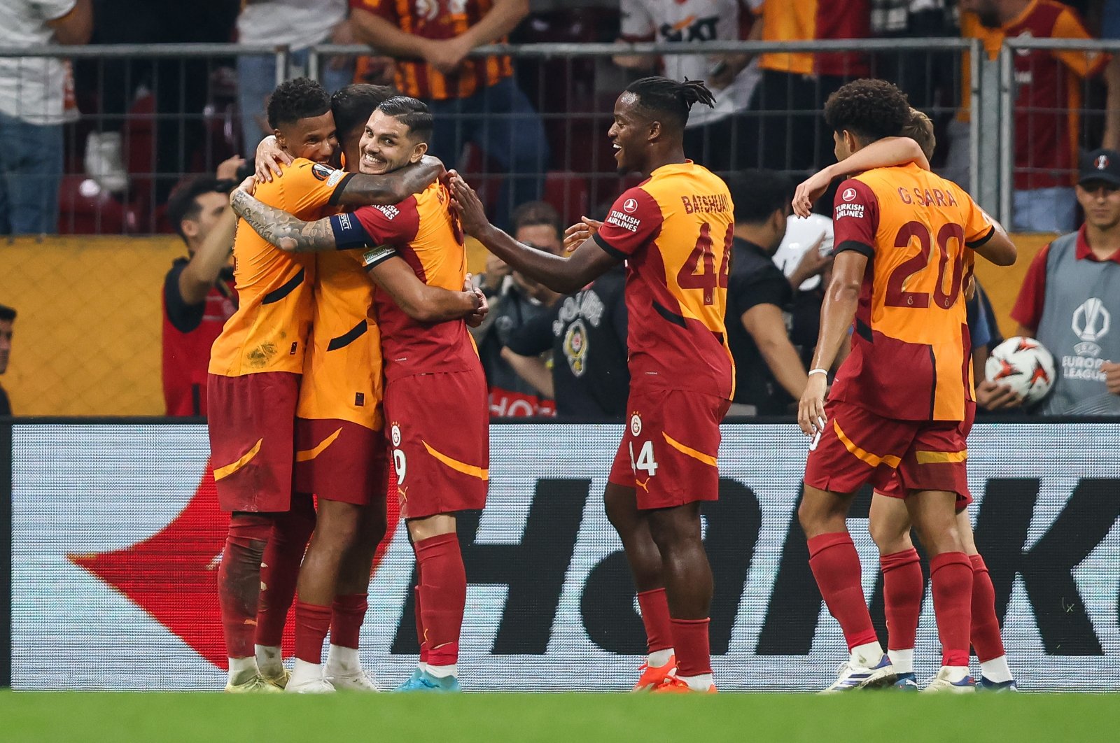 Galatasaray players celebrates during the UEFA Europa League 2024/25 League Phase MD1 match against PAOK, Istanbul, Türkiye, Sept. 25, 2024. (Getty Images Photo)