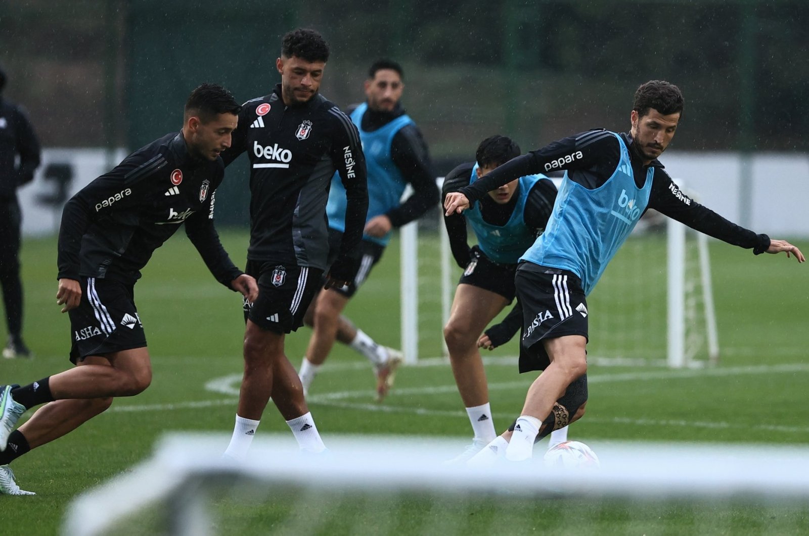 Beşiktaş players train ahead of the Europa League match against Eintracht Frankfurt, Istanbul, Türkiye, Oct. 2, 2024. (DHA Photo)