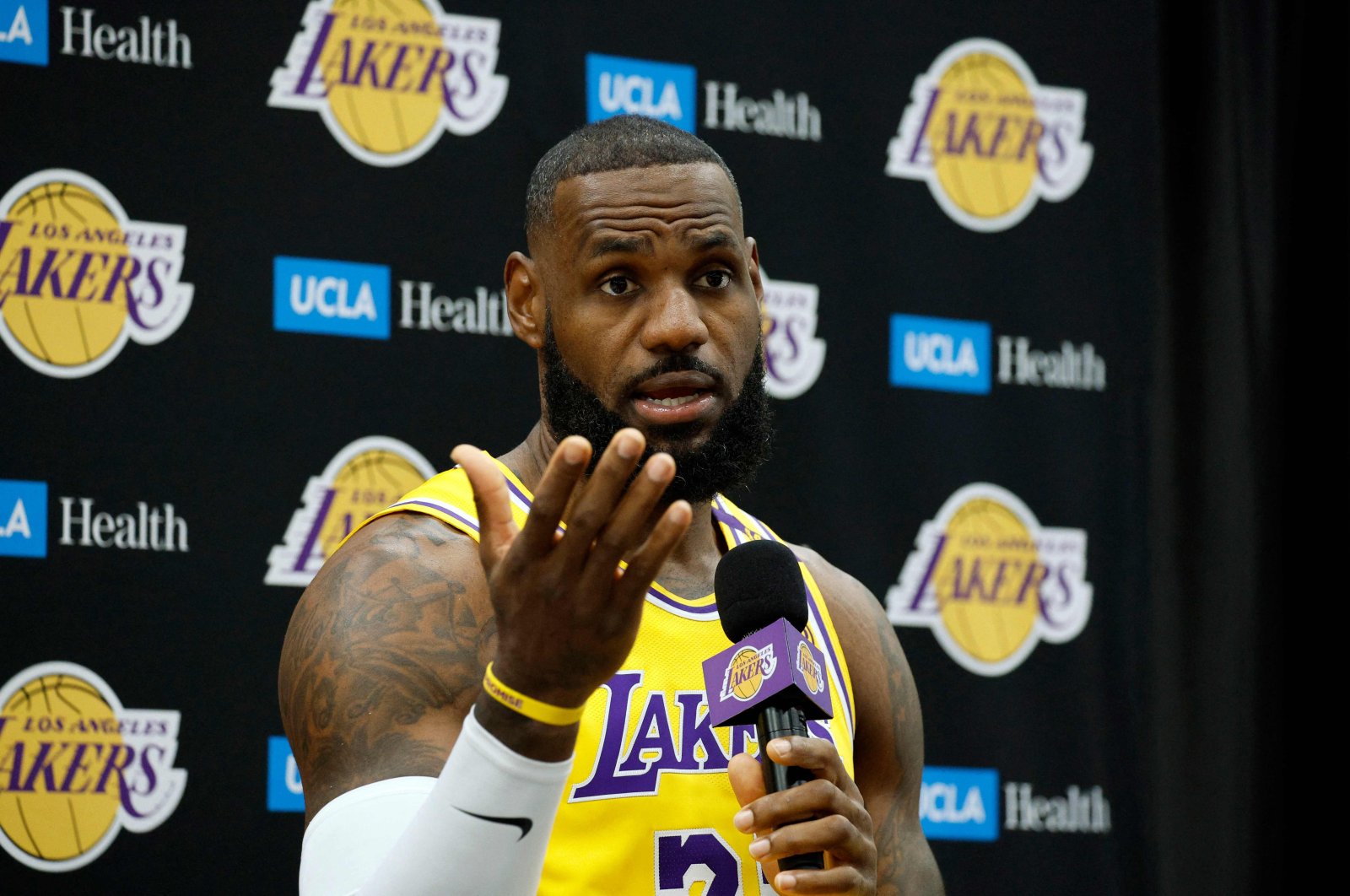 LA Lakers&#039; LeBron James speaks during a Los Angeles Lakers media day at UCLA Health Training Center, El Segundo, California, U.K., Sept. 30, 2024. (AFP Photo)