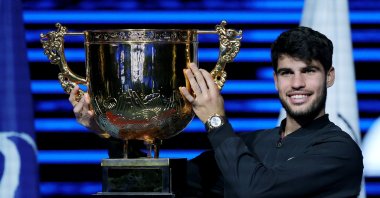 Spain&#039;s Carlos Alcaraz celebrates with the trophy after winning his Men&#039;s Singles Final match against Italy&#039;s Jannik Sinner at the China Open tennis tournament, Beijing, China, Oct. 2, 2024. (EPA Photo)