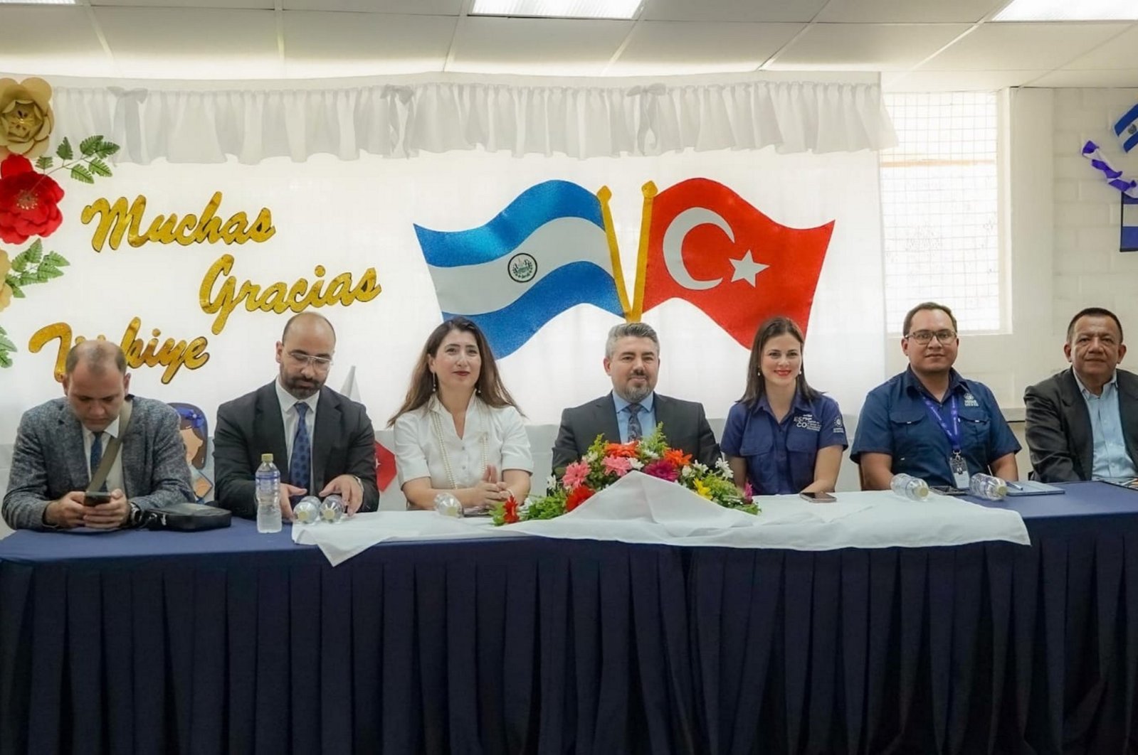 Türkiye&#039;s ambassador to San Salvador, Gül Büyükerşen (L) and TIKA Vice President Ümit Naci Yorulmaz (C) visit the Türkiye Primary School in San Salvador, El Salvador, Oct. 6, 2024. (AA Photo)