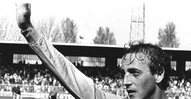 This file picture shows Ajax Amsterdam&#039;s Johan Neeskens during the Dutch Football League match against FC Groningen, Amsterdam, Netherlands, April 21, 1985. (EPA Photo)