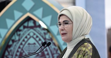 First lady Emine Erdoğan delivers a speech at the "Flavors of Africa" event at the Turkish House (Türkevi), New York, U.S., Sept. 24, 2024. (AA Photo)