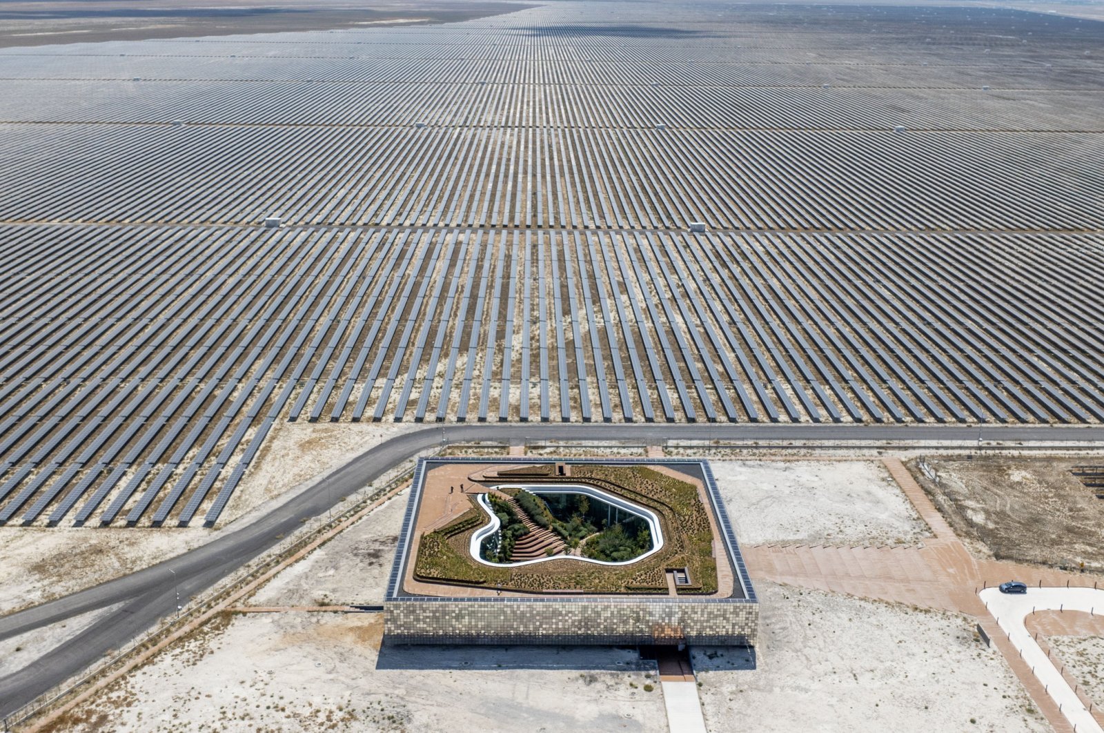 A view of the Kalyon Karapınar Solar Power Plant, Konya, central Türkiye, Sept. 5, 2024. (AA Photo)