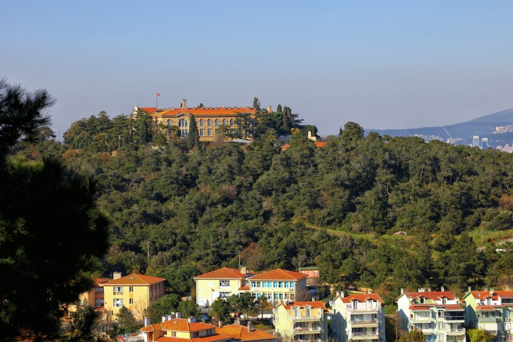 An aerial view shows the Halki seminary located on the top of Heybeliada, one of the Princes Islands near Istanbul, Türkiye, on March 25, 2019. (Shutterstock Photo)