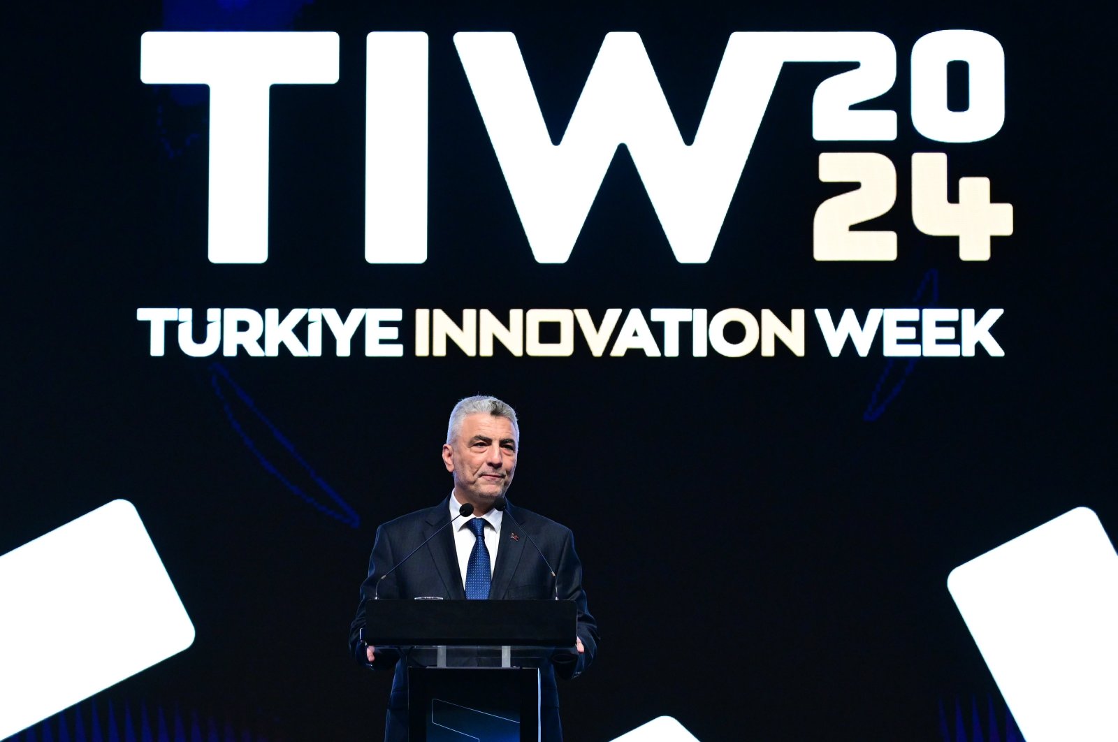 Türkiye aims for  billion in software exports by 2028: Minister