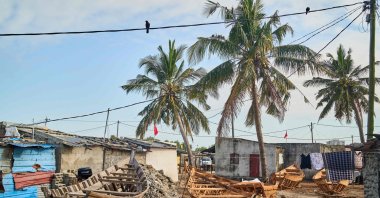 A general view of boats under construction at a house in the fishing community at Praia Novo in Beira, Mozambique, Oct. 8, 2024. (AFP Photo)