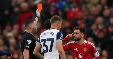 Manchester United's Bruno Fernandes is shown a red card during the EPL match against Tottenham Hotspur at the Old Trafford, Manchester, U.K., Sept. 29, 2024. (Reuters Photo)
