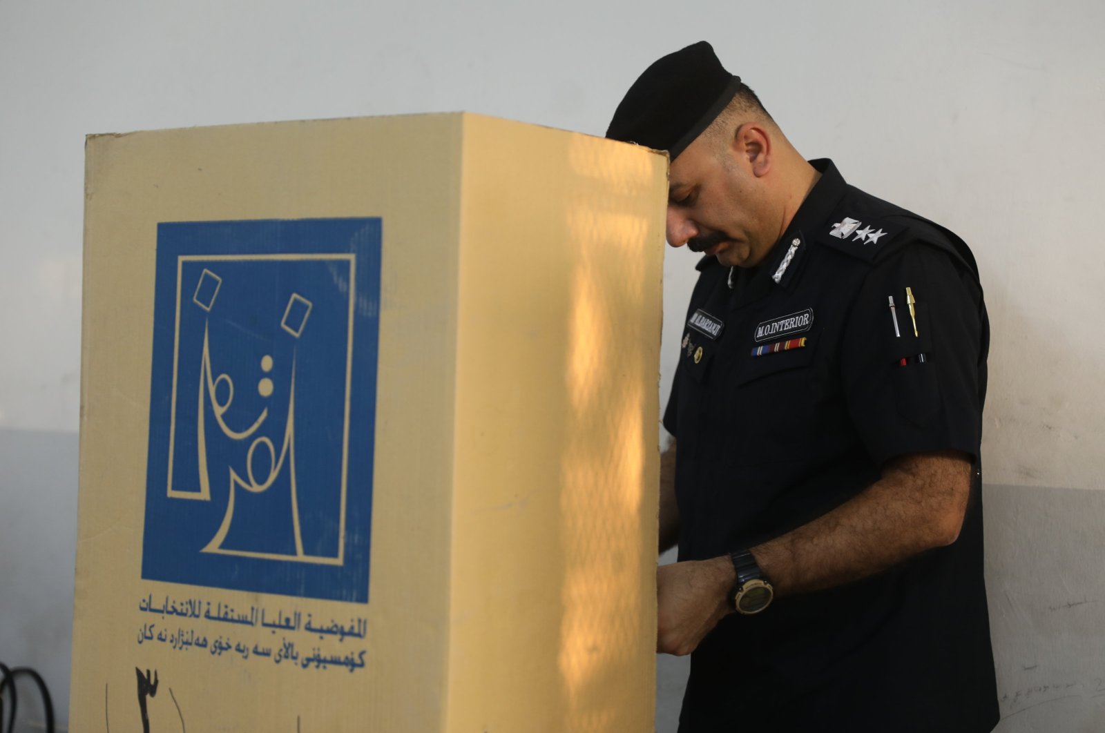 Security forces in Iraq&#039;s Kurdistan Regional Government (KRZ) cast their votes at polling stations in Irbil, Iraq, Oct. 18, 2024. (AA Photo)