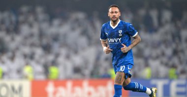 Al-Hilal&#039;s Neymar runs on the pitch during the AFC Champions League Group B football match between UAE&#039;s Al-Ain and Saudi&#039;s Al-Hilal at the Hazza bin Zayed Stadium, Al-Ain, UAE, Oct. 21, 2024. (AFP Photo)