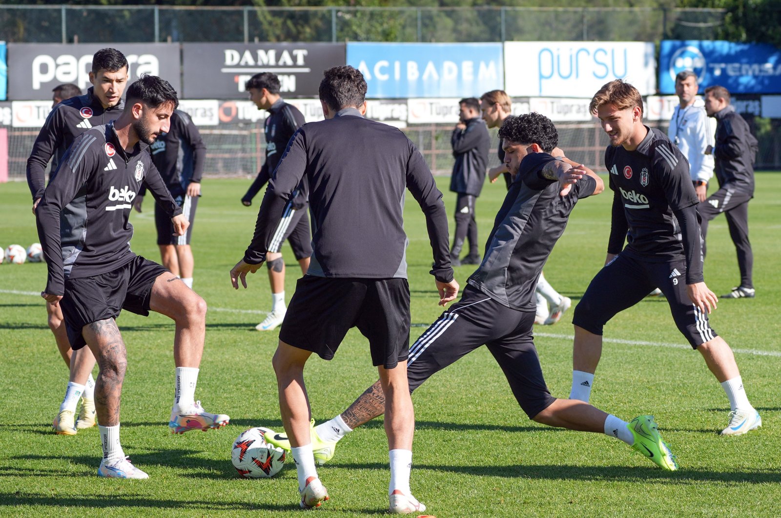 Beşiktaş players train ahead of the Europa League match against Lyon, Istanbul, Türkiye, Oct. 23, 2024. (AA Photo)