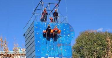 The AFAD team conducts an earthquake drill in Van, Türkiye, Oct. 23, 2024. (AA Photo)