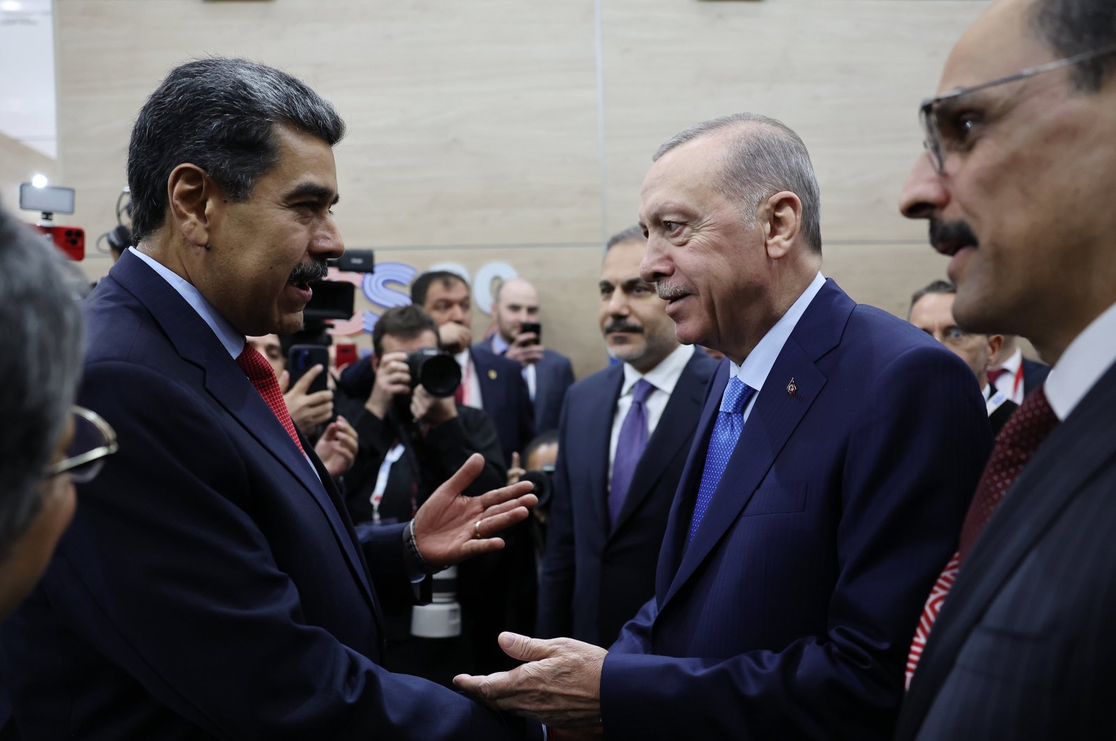 President Recep Tayyip Erdoğan, Foreign Minister Hakan Fidan and the head of the National Intelligence Organization (MIT) Ibrahim Kalın (R) meet with Venezuelan President Nicolas Maduro (L) as they attend the BRICS Summit, Kazan, Russia, Oct. 23, 2024. (AA Photo)