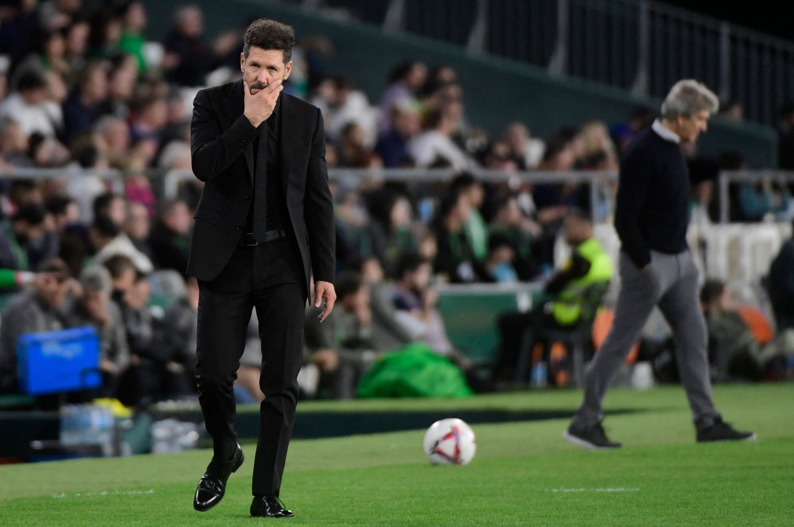 Atletico Madrid&#039;s coach Diego Simeone reacts during the La Liga football match against Real Betis at the Benito Villamarin stadium, Seville, Spain, Oct. 27, 2024. (AFP Photo)