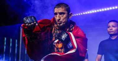 Turkish MMA fighter Alibeg Rasulov shows off his fighting moves. (Courtesy of Lara Badreddine)