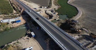 An aerial view of the newly built bridge in the earthquake-stricken province of Hatay, southern Türkiye, Oct. 29, 2024. (IHA Photo)