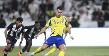 Al-Nassr's Cristiano Ronaldo shoots from the penalty spot during the Saudi Pro League match against Al-Shabab at the Al-Shabab Club Stadium, Riyadh, Saudi Arabia, Oct. 18, 2024. (Reuters Photo)