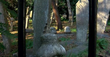 Graves in the Anatolian Fortress Cemetery in Beykoz have fallen into disrepair due to neglect, Istanbul, Türkiye, Oct. 31, 2024. (DHA Photo) 