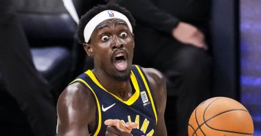 Indiana Pacers forward Pascal Siakam controls the ball during a basketball game against the Boston Celtics at Gainbridge Fieldhouse, Indianapolis, Indiana, U.S., Oct 30, 2024. (Reuters Photo)