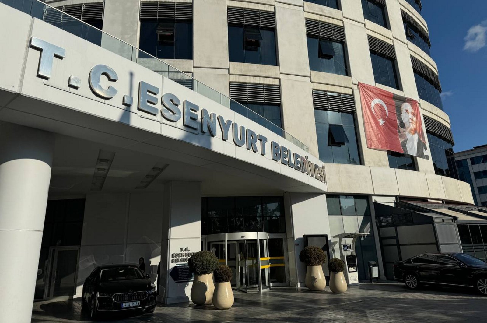 A view of the Esenyurt Municipality building following the arrest of the district&#039;s mayor, Ahmet Özer, on terrorism charges, Istanbul, Türkiye, Oct. 30, 2024. (AA Photo)