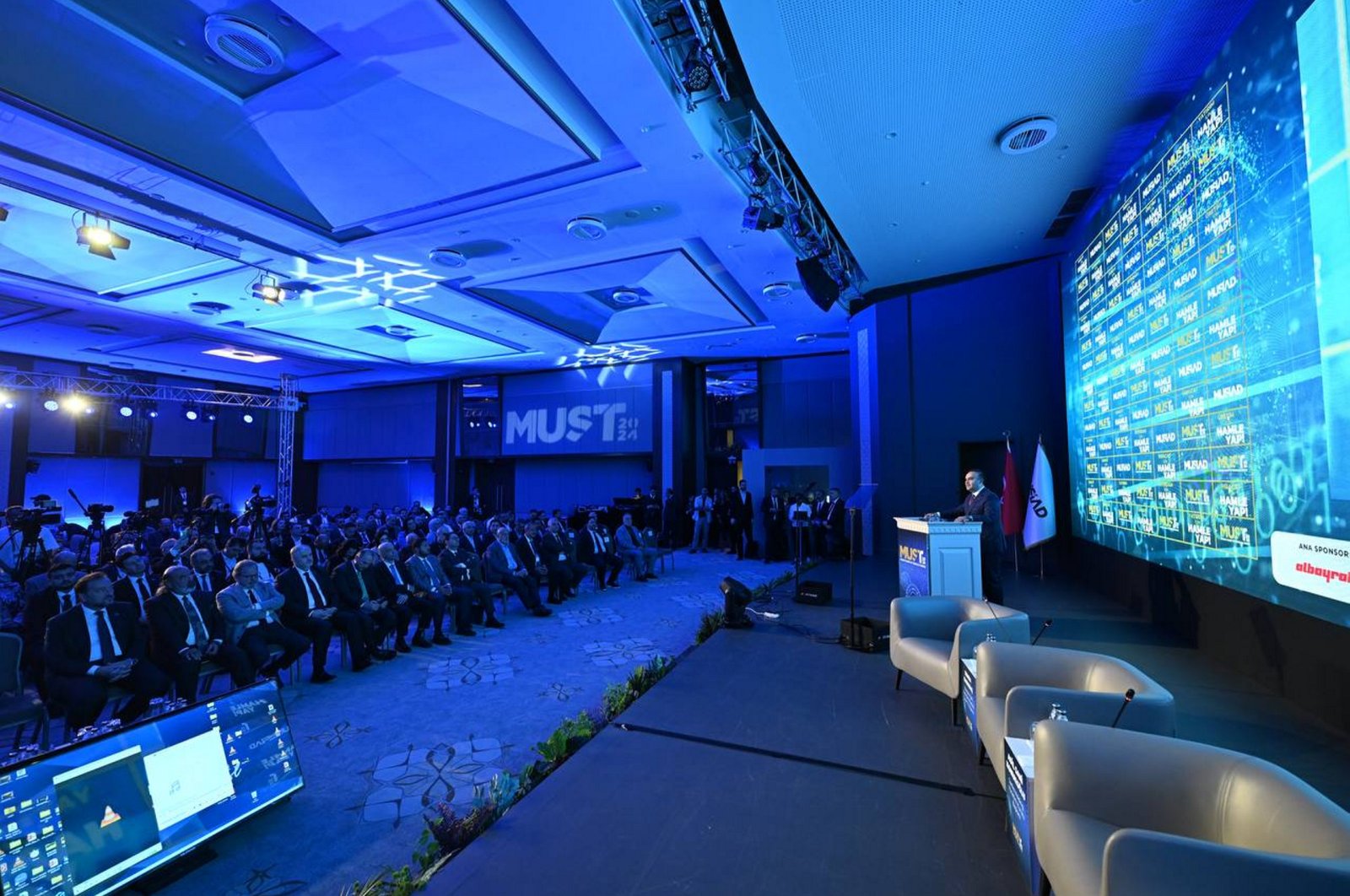 Industry and Technology Minister Mehmet Fatih Kacır speaks during the MÜSIAD Industry and Technology Summit in Istanbul, Türkiye, Oct. 31, 2024. (AA Photo)