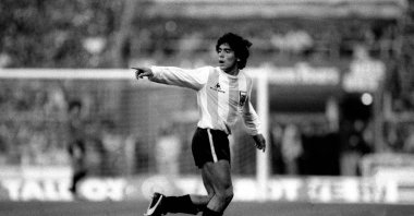 Argentina&#039;s Diego Maradona in action during the International Football Friendly match against England at the Wembley Stadium, London, U.K., May 13, 1980. (Getty Images Photo)