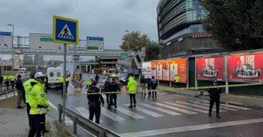 Police close the road at the accident site in Bakırköy, Istanbul, Türkiye, Nov. 3, 2024. (AA Photo)