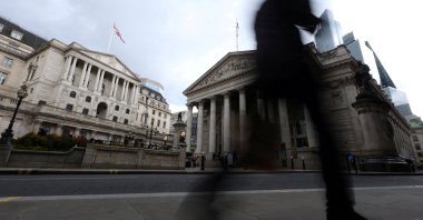 A person walks past the Bank of England and the Royal Exchange, London, Britain, Sept. 23, 2024. (Reuters Photo)