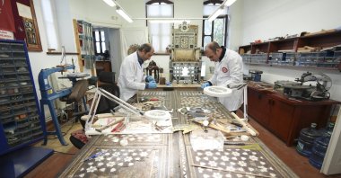 Experts restore artifacts at the Mother of Pearl Workshop, Istanbul, Türkiye, Oct. 31, 2024. (AA Photo)