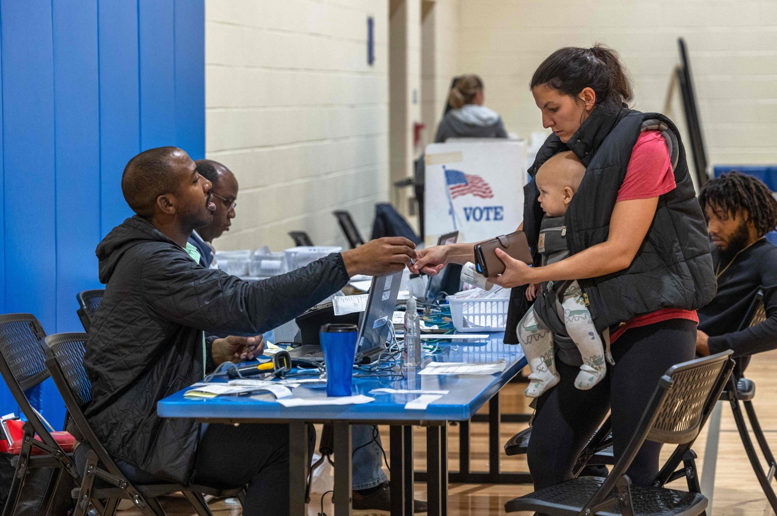 A voter checks in at Bruns Avenue Elementary School in Charlotte, North Carolina, U.S., Nov. 5, 2024. (AFP Photo)