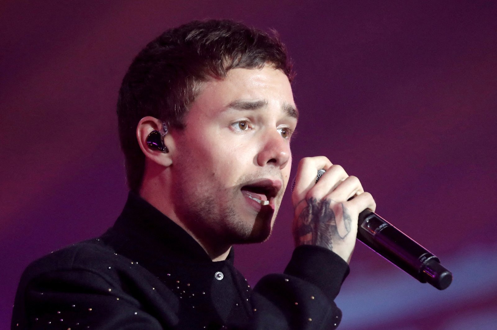 British singer Liam Payne performs on stage during a concert in front of the Hotel de Ville to celebrate Paris as host for the 2024 Summer Olympic Games, Paris, France, Sept. 15, 2017. (Reyters Photo)