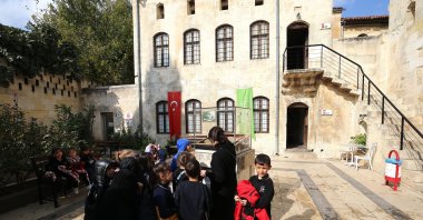 Children explore the Atatürk Memorial Museum, Gaziantep, Türkiye, Nov. 7, 2024. (AA Photo)