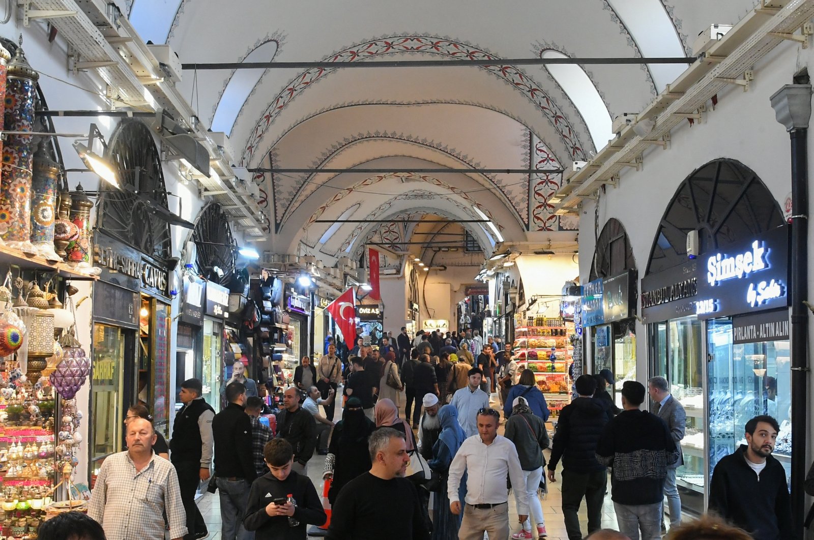 People shop in the Grand Bazaar, Istanbul, Türkiye, Oct. 23, 2024. (Reuters Photo)