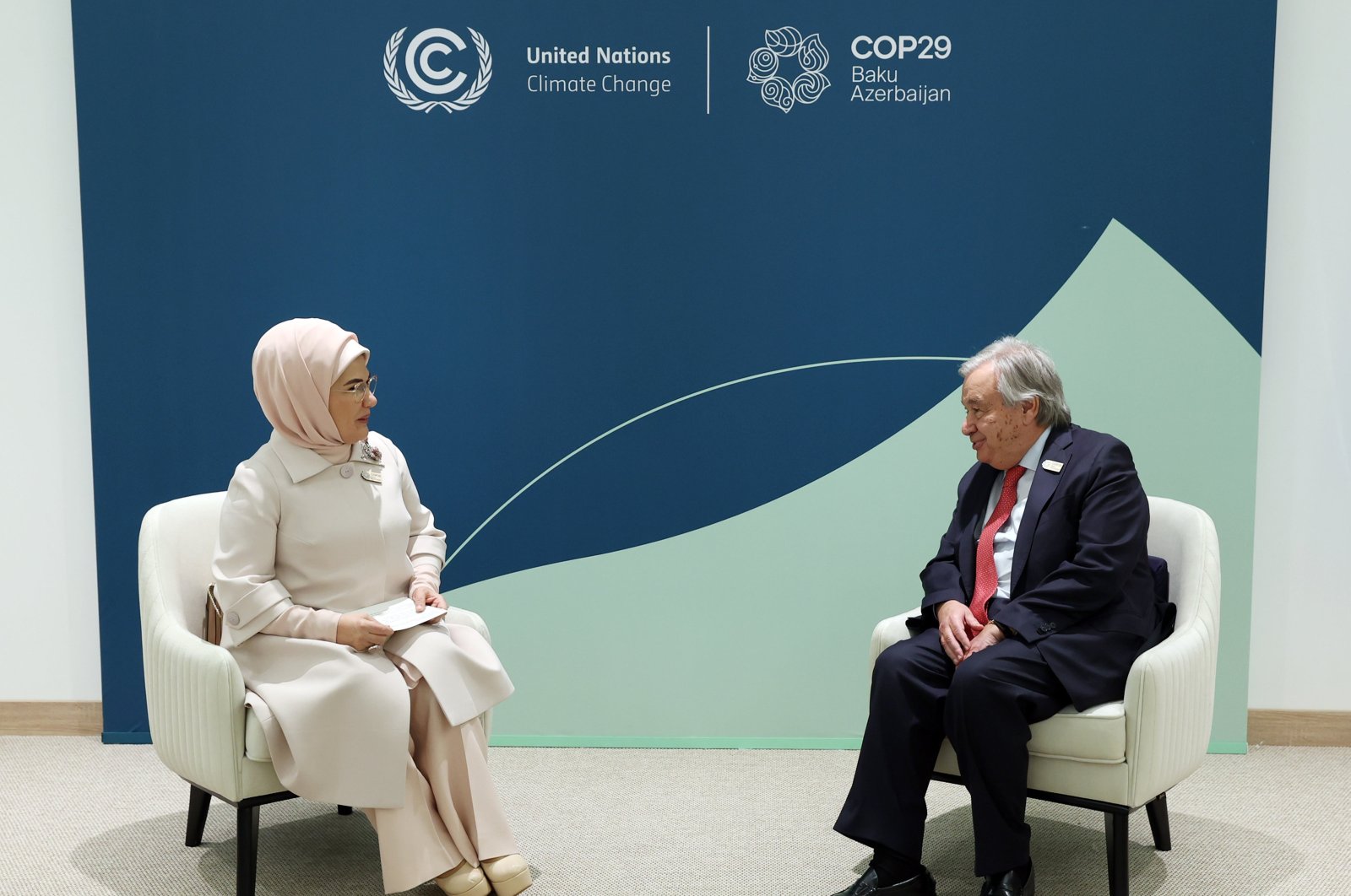 Türkiye&#039;s First Lady Emine Erdoğan (L) during a meeting with U.NSecretary-Generalal Antonio Guterres at the 29th Conference of the Parties (COP29) to the United Nations (U.N.) Framework Convention on Climate Change, Baku, Azerbaijan, Nov. 12, 2024. (AA Photo)